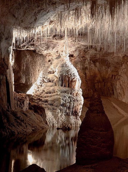 Grottes de Choranche, one of the most beautiful caves in France